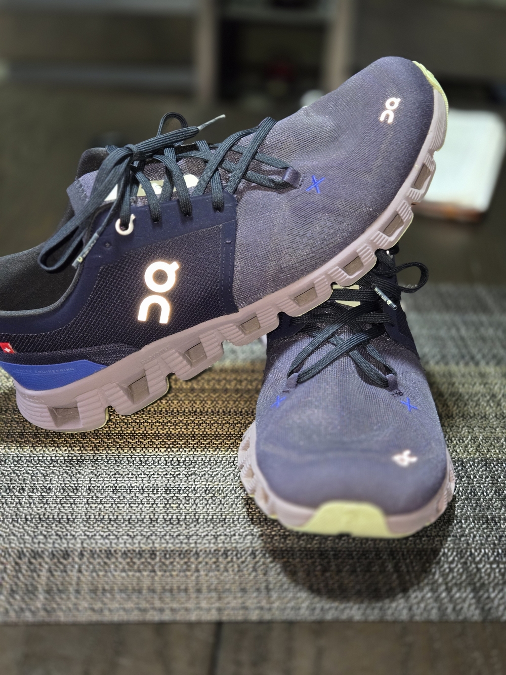 On Cloudflow Running Shoes Navy Blue Women's 10.5